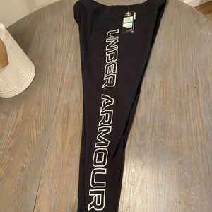 NWT under armour yoga pants LARGE